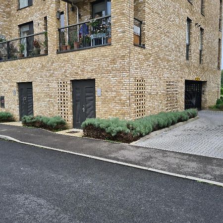 Pass The Keys Stunning And Spacious Modern Flat - Own Car Park Cambridge  Bagian luar foto