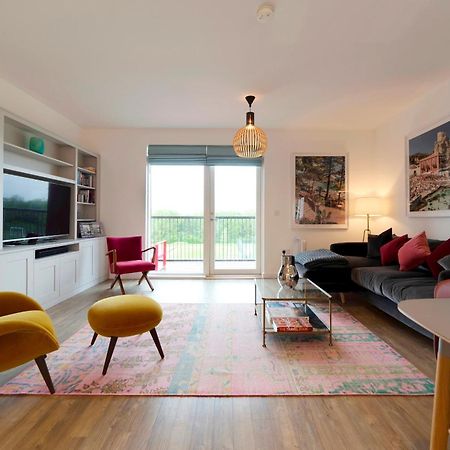 Pass The Keys Stunning And Spacious Modern Flat - Own Car Park Cambridge  Bagian luar foto
