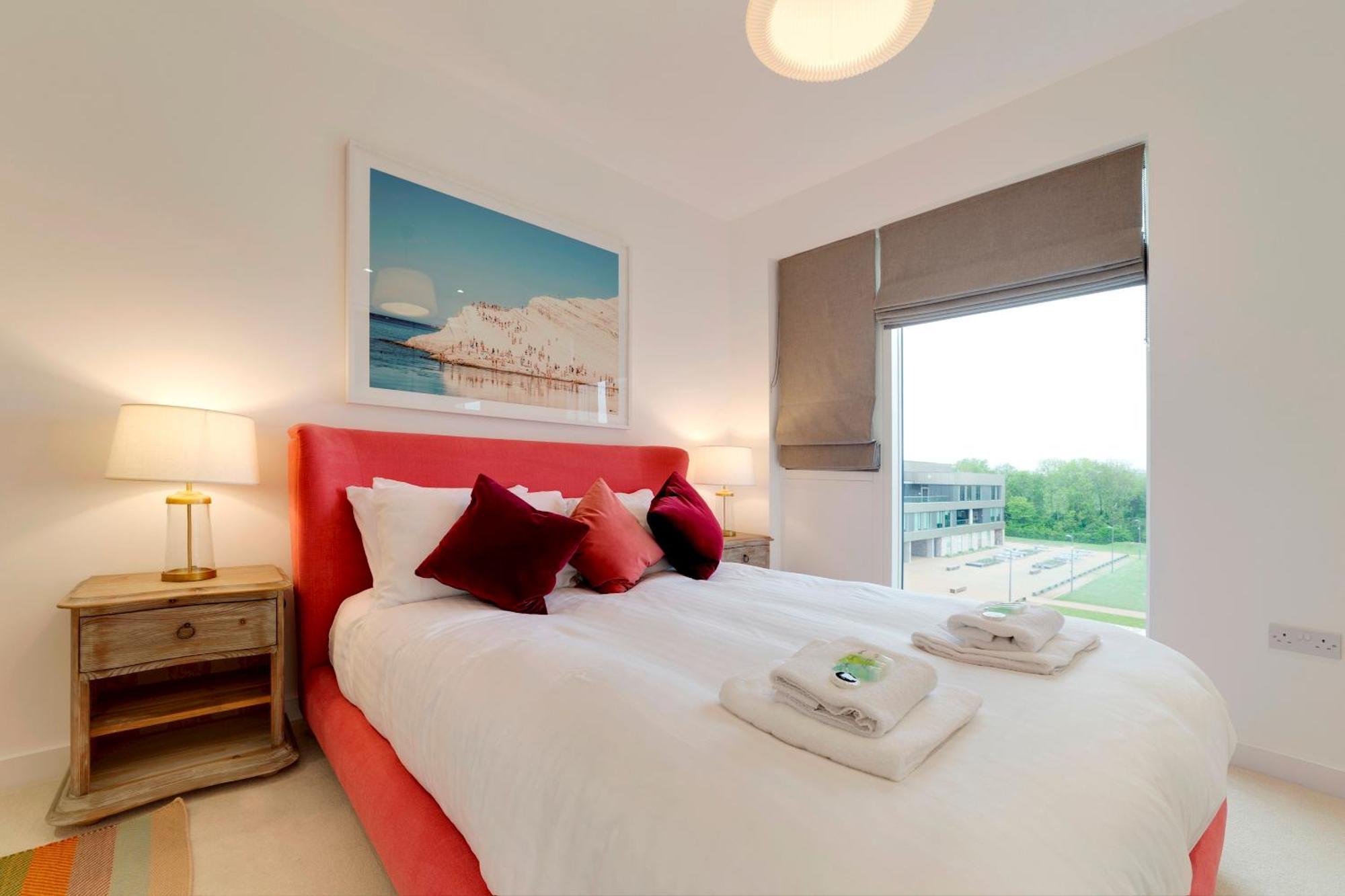 Pass The Keys Stunning And Spacious Modern Flat - Own Car Park Cambridge  Bagian luar foto
